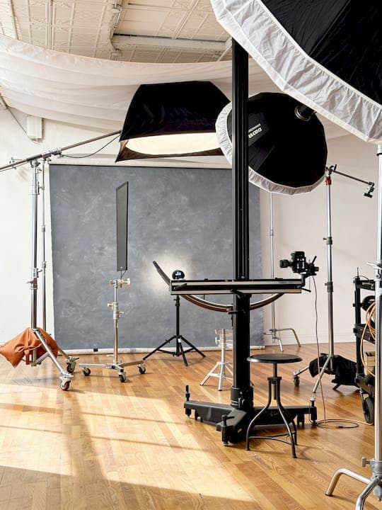Why Lighting Defines Fashion Photography Results